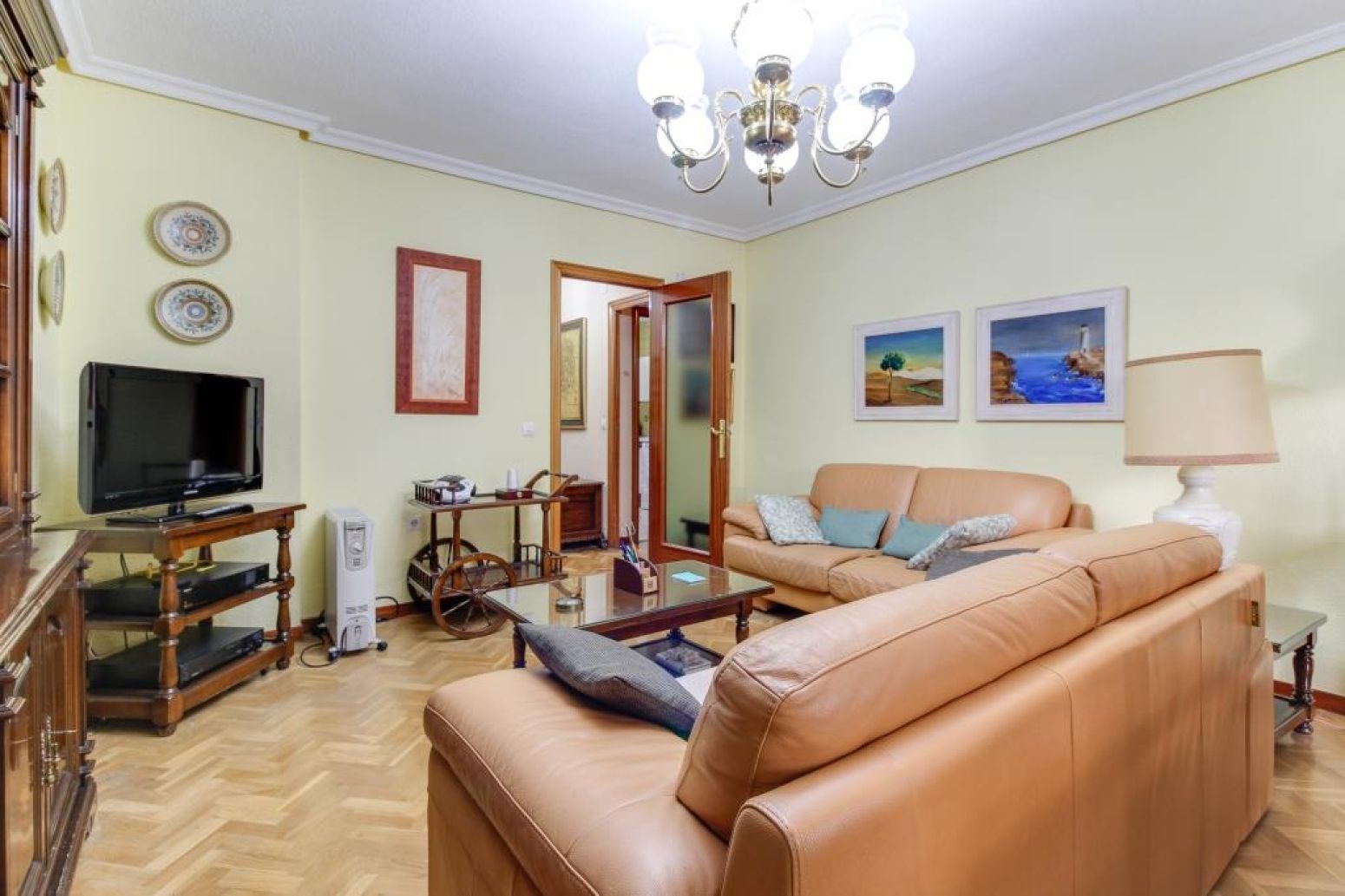 Sala d'estar de Pis en venda en Salamanca Capital amb Aire condicionat, Calefacció i Parquet