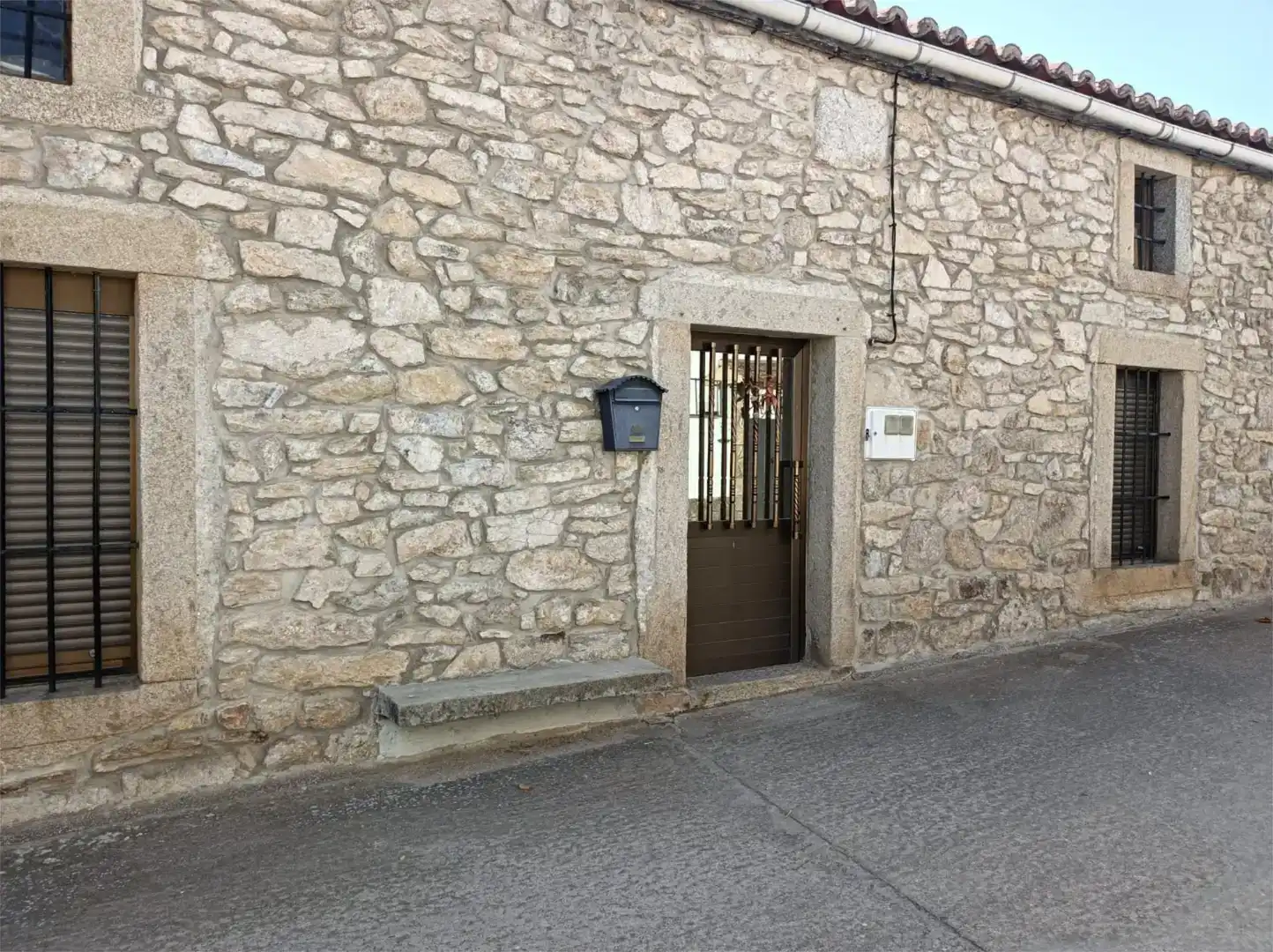 Casa adosada en venta en Muga de Sayago