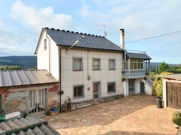 Casa en venda a Trasmonte - Santa Cilla