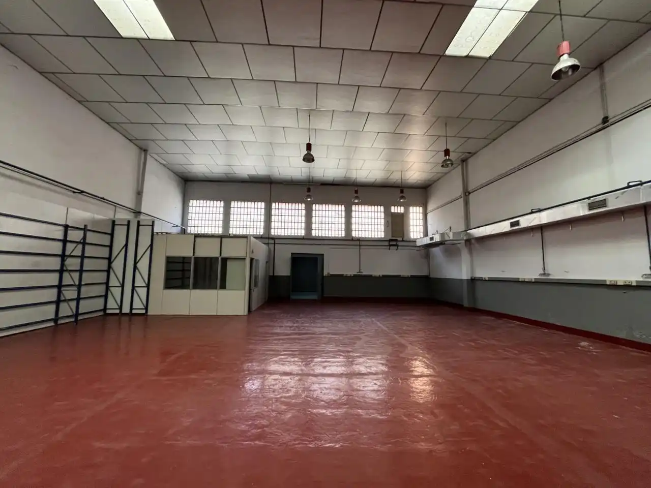 Nave industrial en venta en Avinguda Barcelona
