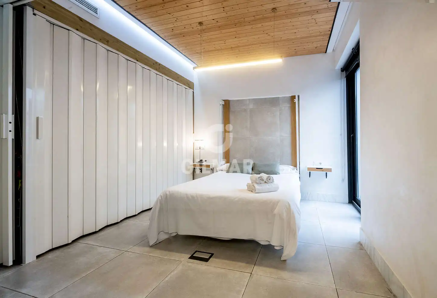 Bedroom of Flat for sale in Sevilla  with Heating, Swimming Pool and Furnished