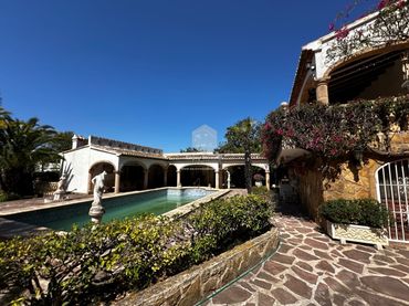 Haus mit Pool zum Verkauf in Montgó - Ermita
