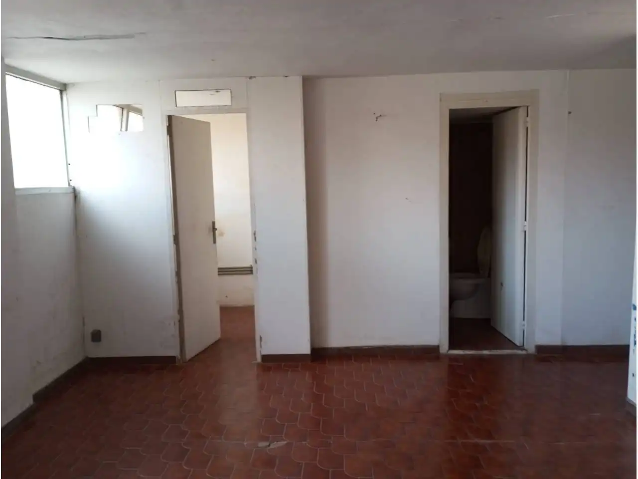 Local comercial en venda a La Bisbal d'Empordà, imagen 9