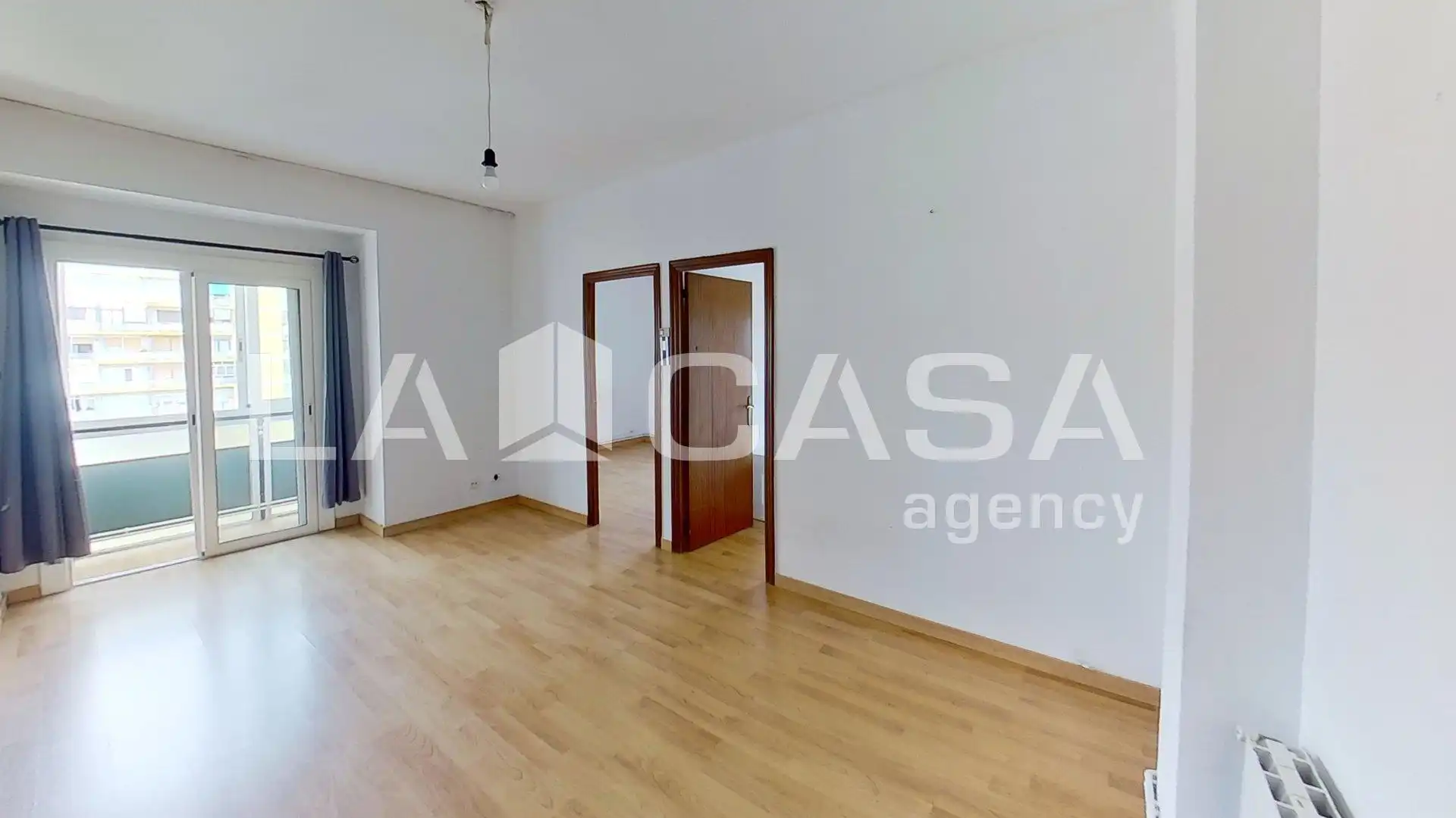 Wohnung zum Verkauf in Barcelona mit Heizung und Balkon