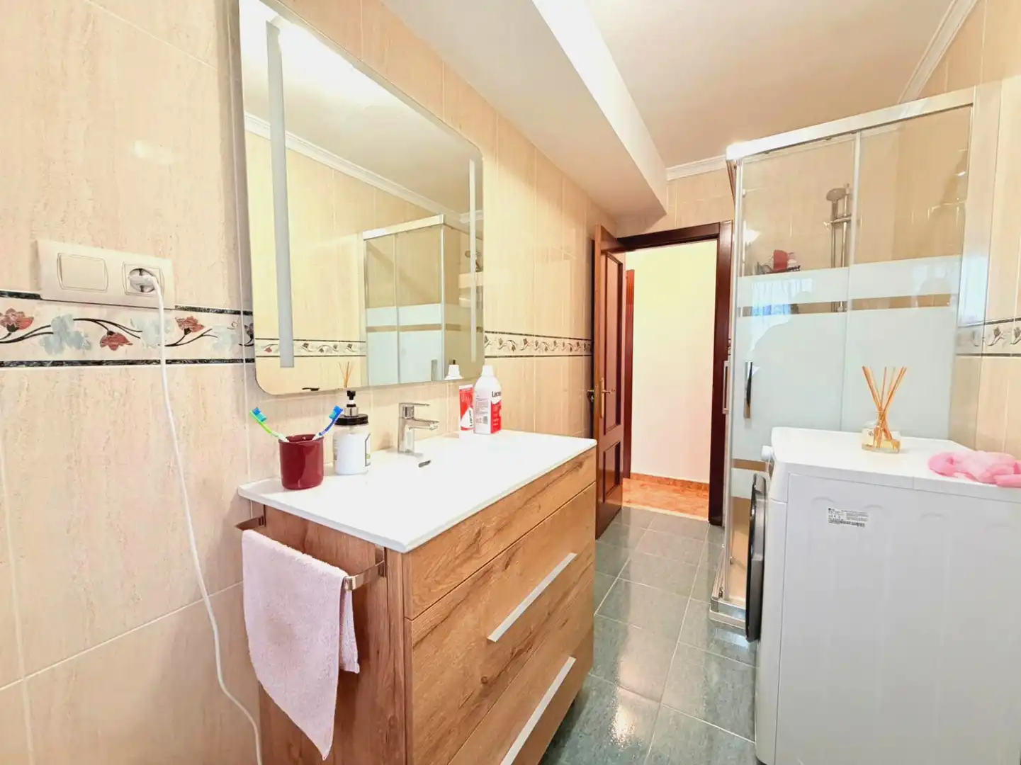 Bathroom of Flat for sale in Corvera de Asturias  with Heating and Furnished