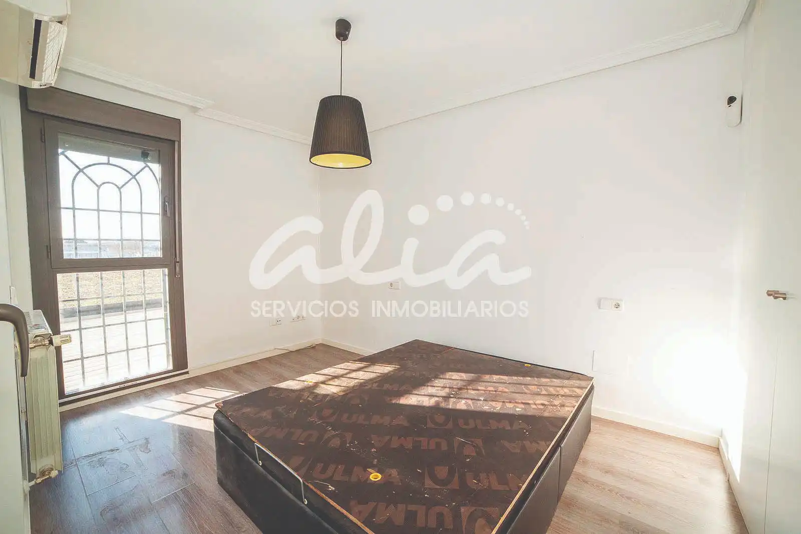 Habitación de Casa adosada en venta en Seseña con Aire acondicionado, Calefacción y Parquet