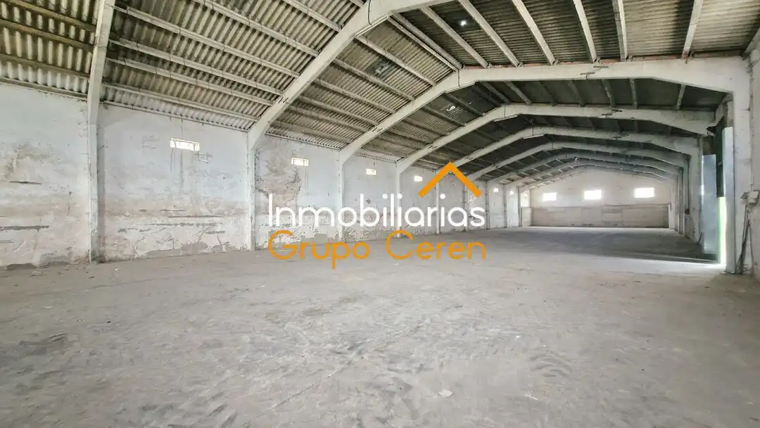 Industrial buildings for rent in Bañares