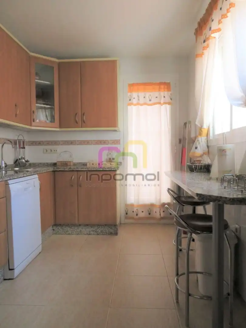 Cocina de Casa adosada en venta en La Albuera con Aire acondicionado, Calefacción y Terraza