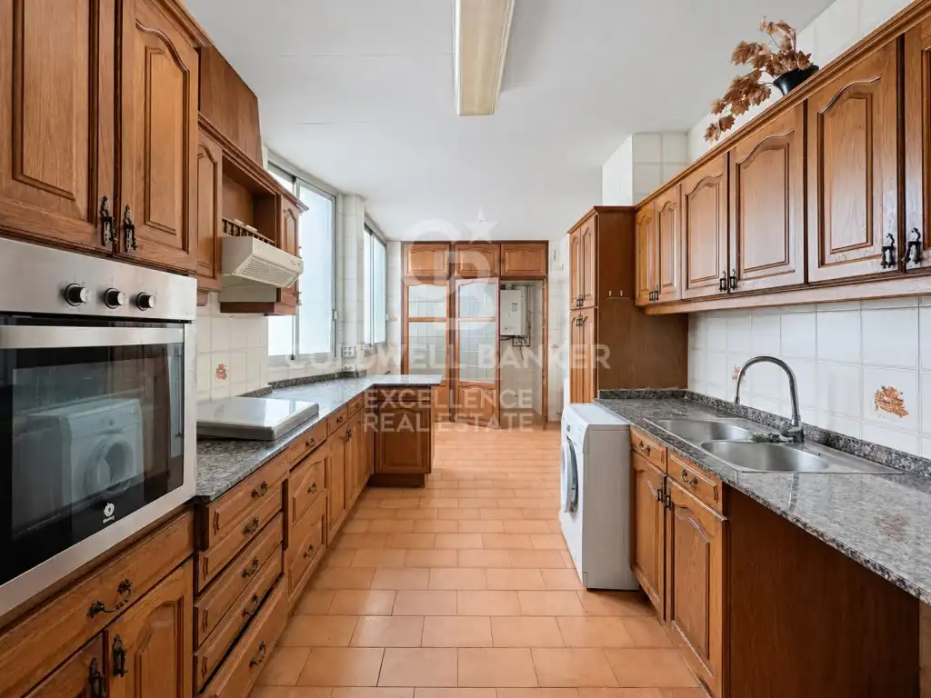 Appartamento con terrazza in vendita a Gran Via Ramon Y Cajal, imagen 8