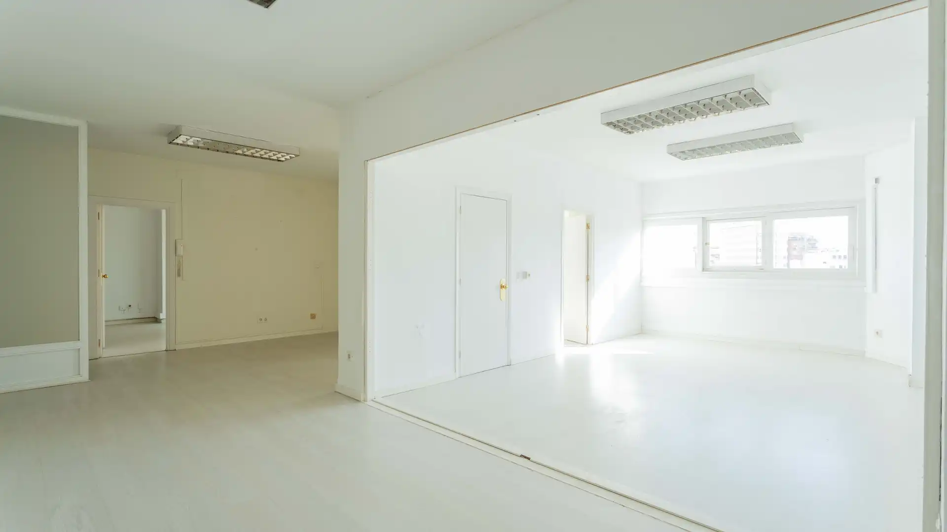 Oficina de alquiler en Paseo de Almería, 20, Centro