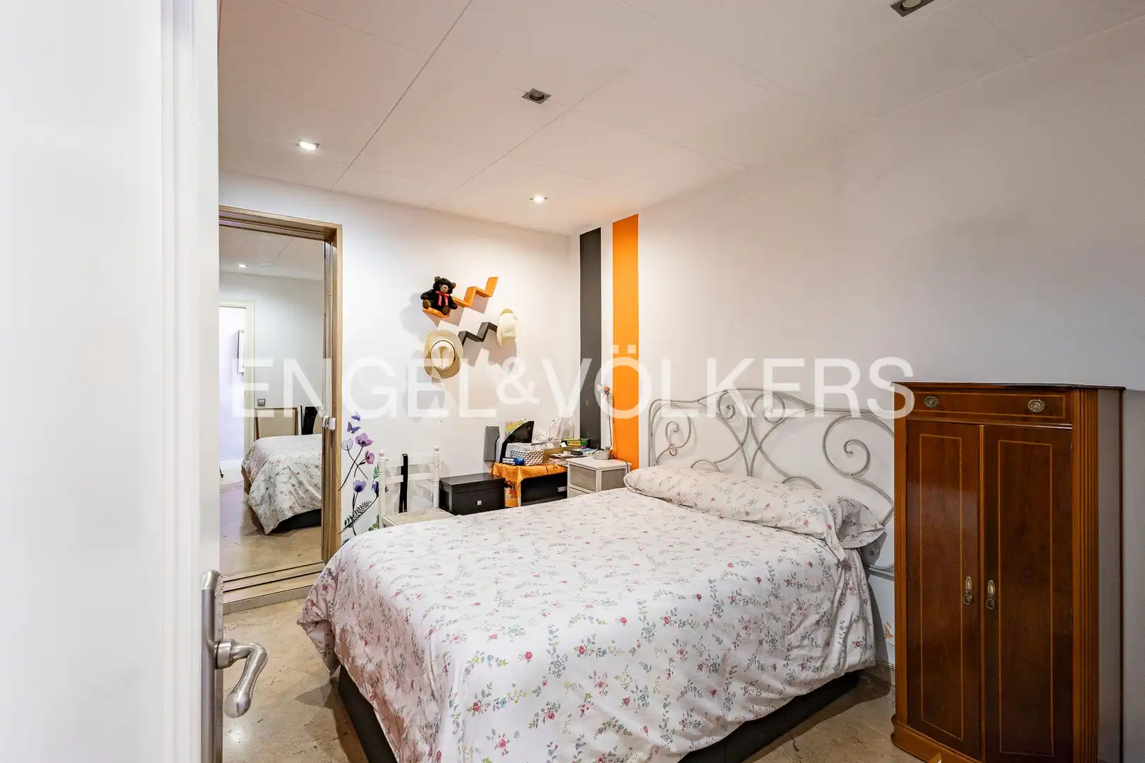 Casa o chalet en venta en Sant Joan Despí con Aire acondicionado, Calefacción y Jardín privado