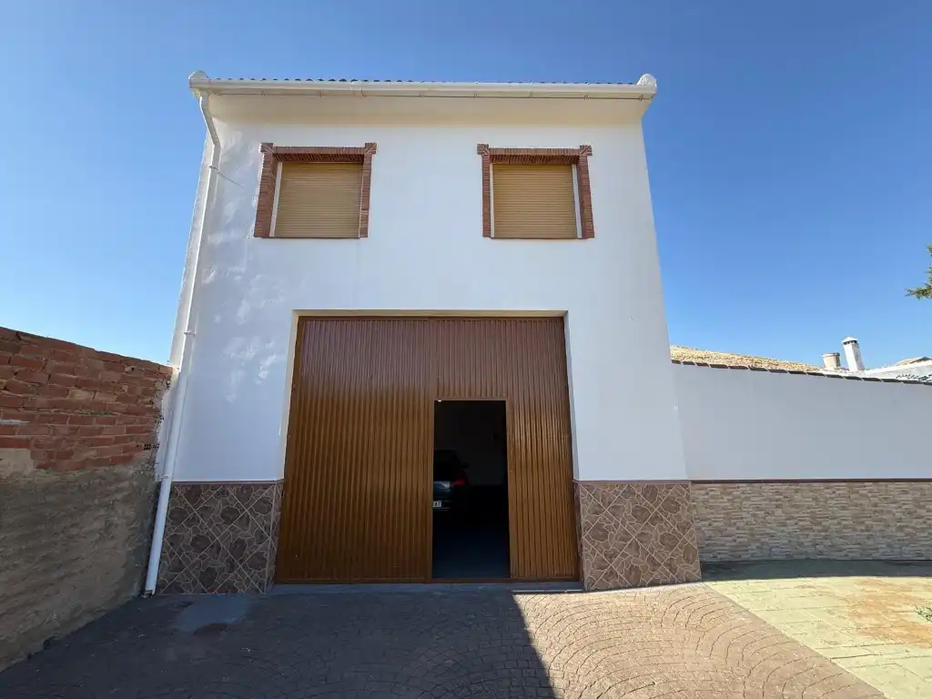Exterior view of Houses for sale in Zafarraya  with Terrace, Storage room and Furnished