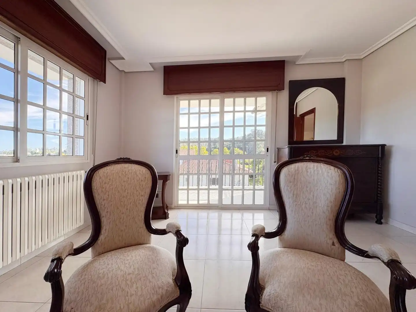 Comedor de Casa o chalet en venta en Barro con Calefacción, Jardín privado y Terraza