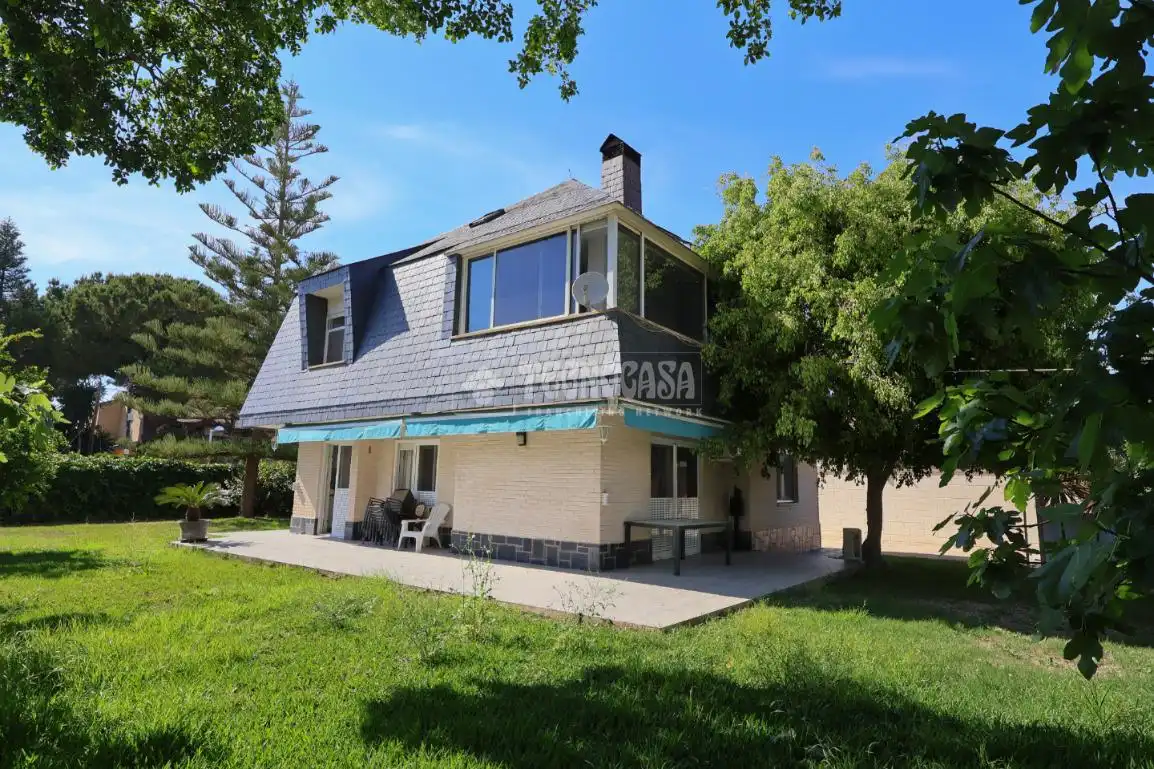 Vista exterior de Casa o chalet en venta en Canet d'En Berenguer con Aire acondicionado, Jardín privado y Terraza