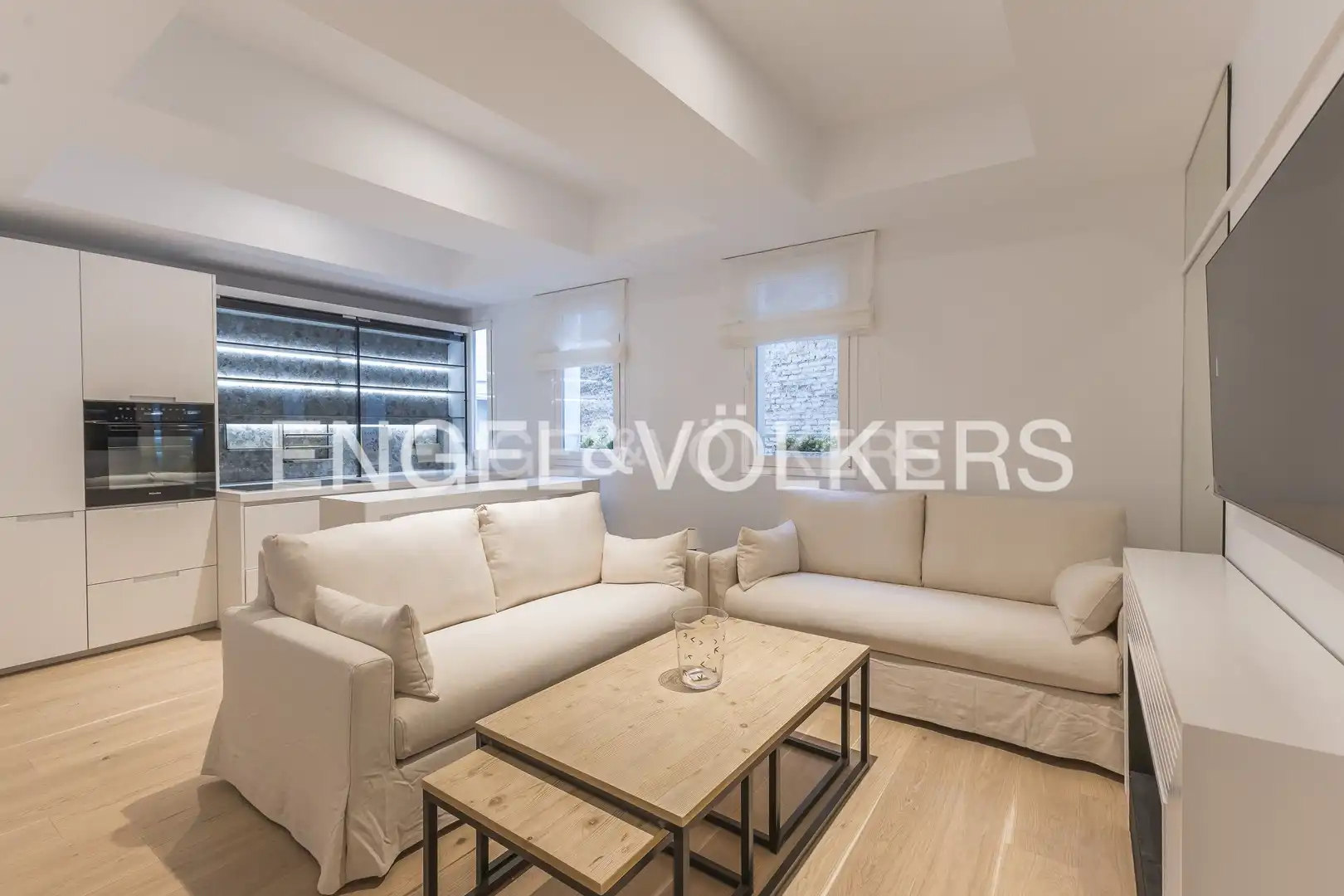 Wohnzimmer von Wohnung zum Verkauf in  Madrid Capital mit Klimaanlage, Heizung und Möbliert