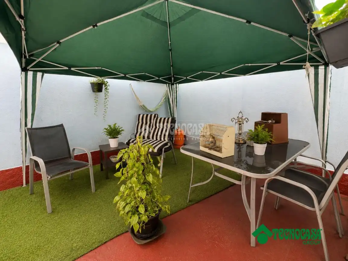Terraza de Casa adosada en venta en Torrijos con Aire acondicionado, Calefacción y Jardín privado