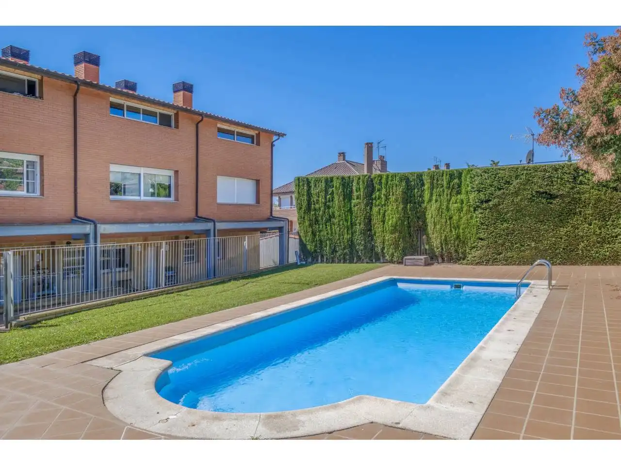 Piscina de Casa o xalet en venda en Matadepera amb Calefacció, Jardí privat i Terrassa