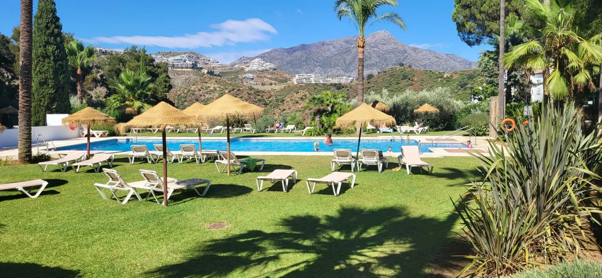 Garden of Apartments for rent in Benahavís  with Air Conditioner, Heating and Private garden