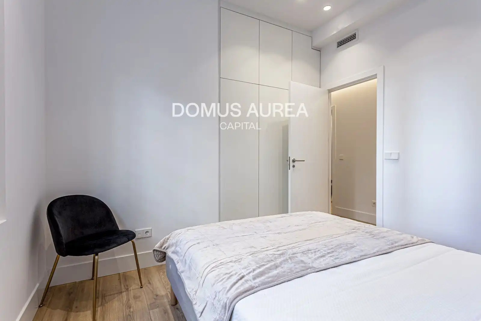 Piso en venta en Alfonso X, Almagro