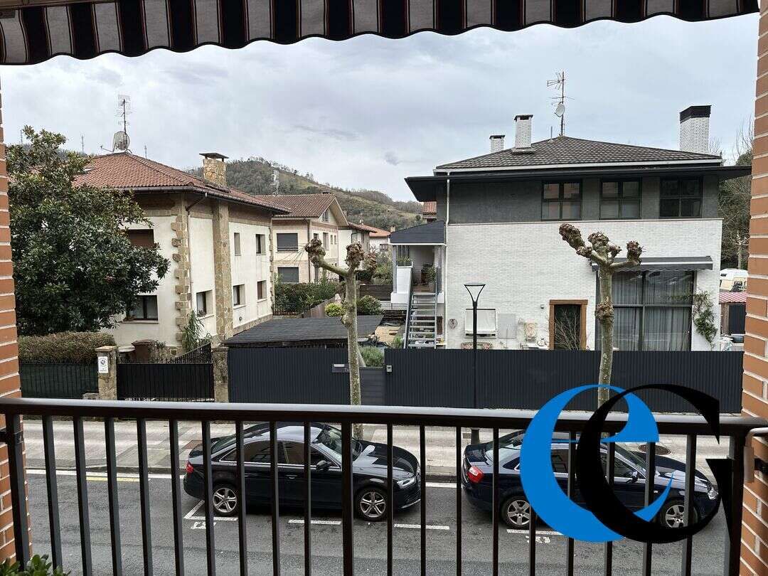 Vista exterior de Pis en venda en Orio amb Calefacció i Traster