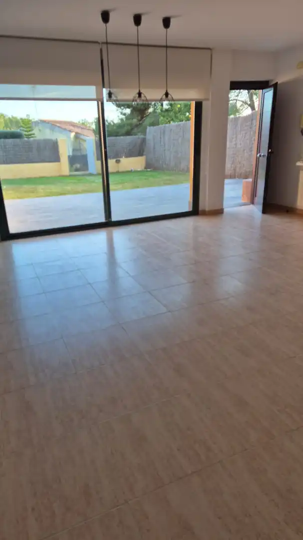 Casa a schiera con piscina in affitto a Passatge de l'Abellarol, imagen 11