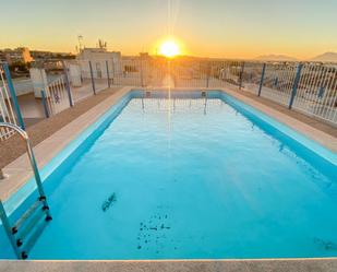 Swimming pool of Flat to rent in Rojales  with Air Conditioner, Terrace and Community pool