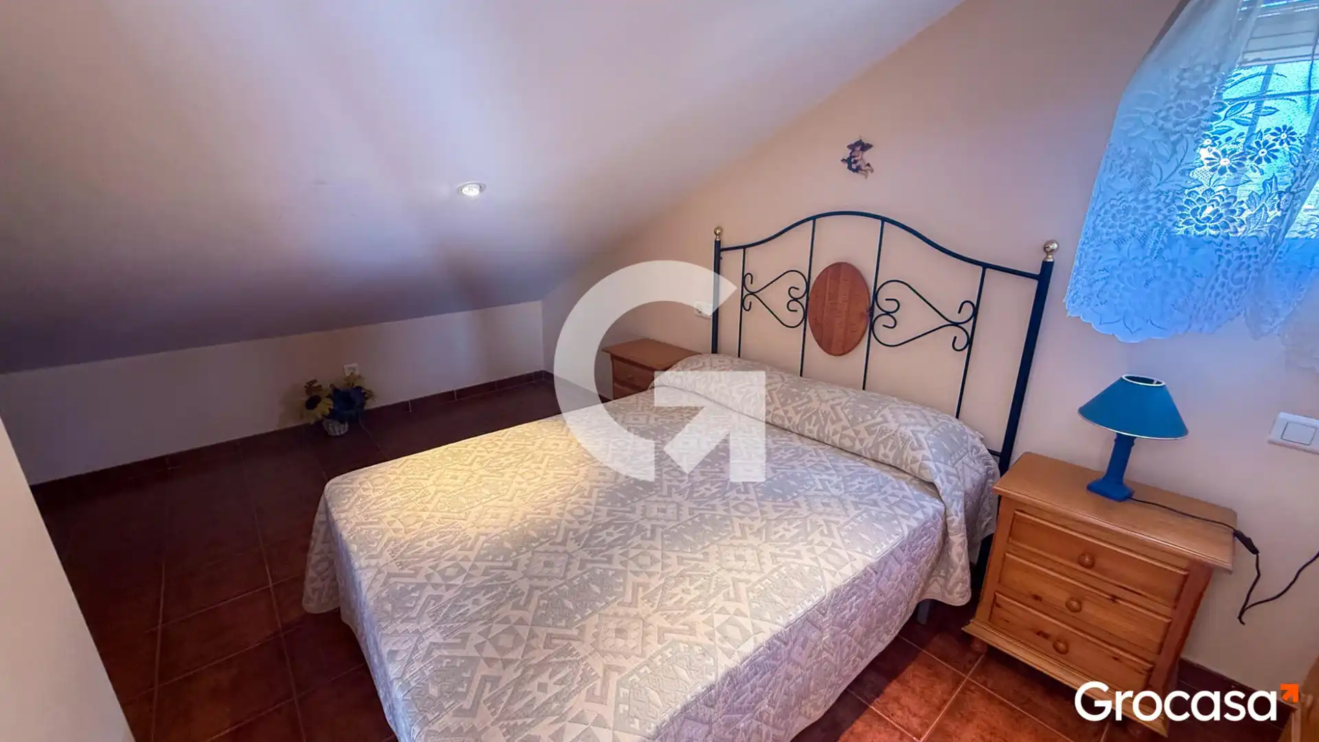Dormitori de Casa adosada en venda en Vélez-Málaga amb Aire condicionat, Calefacció i Jardí privat