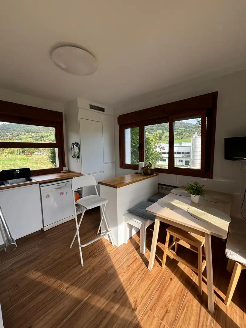 Cocina de Casa o chalet en venta en Salas con Calefacción, Jardín privado y Parquet