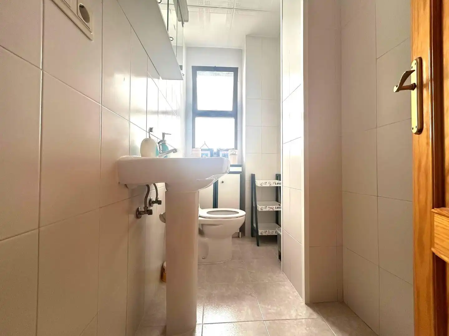 Baño de Piso en venta en El Ejido con Amueblado y Balcón