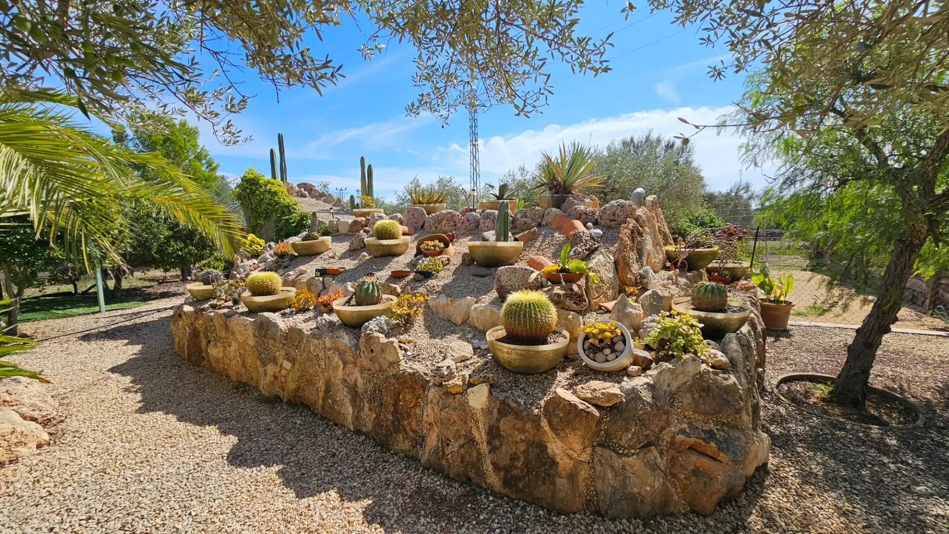Jardí de Finca rústica en venda en Roques Daurades - L'Estany