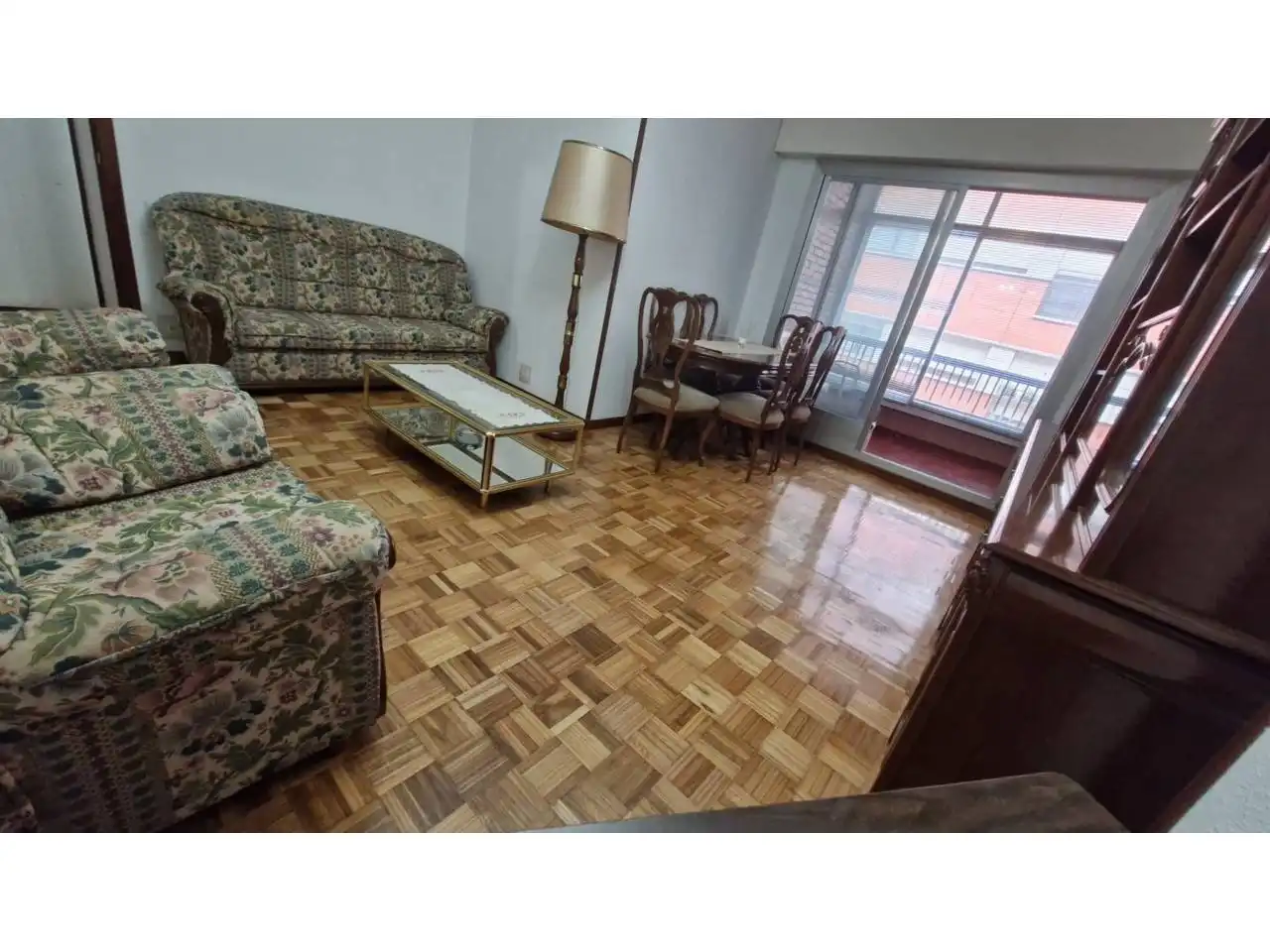 Sala de estar de Piso en venta en  Logroño con Calefacción, Parquet y Terraza