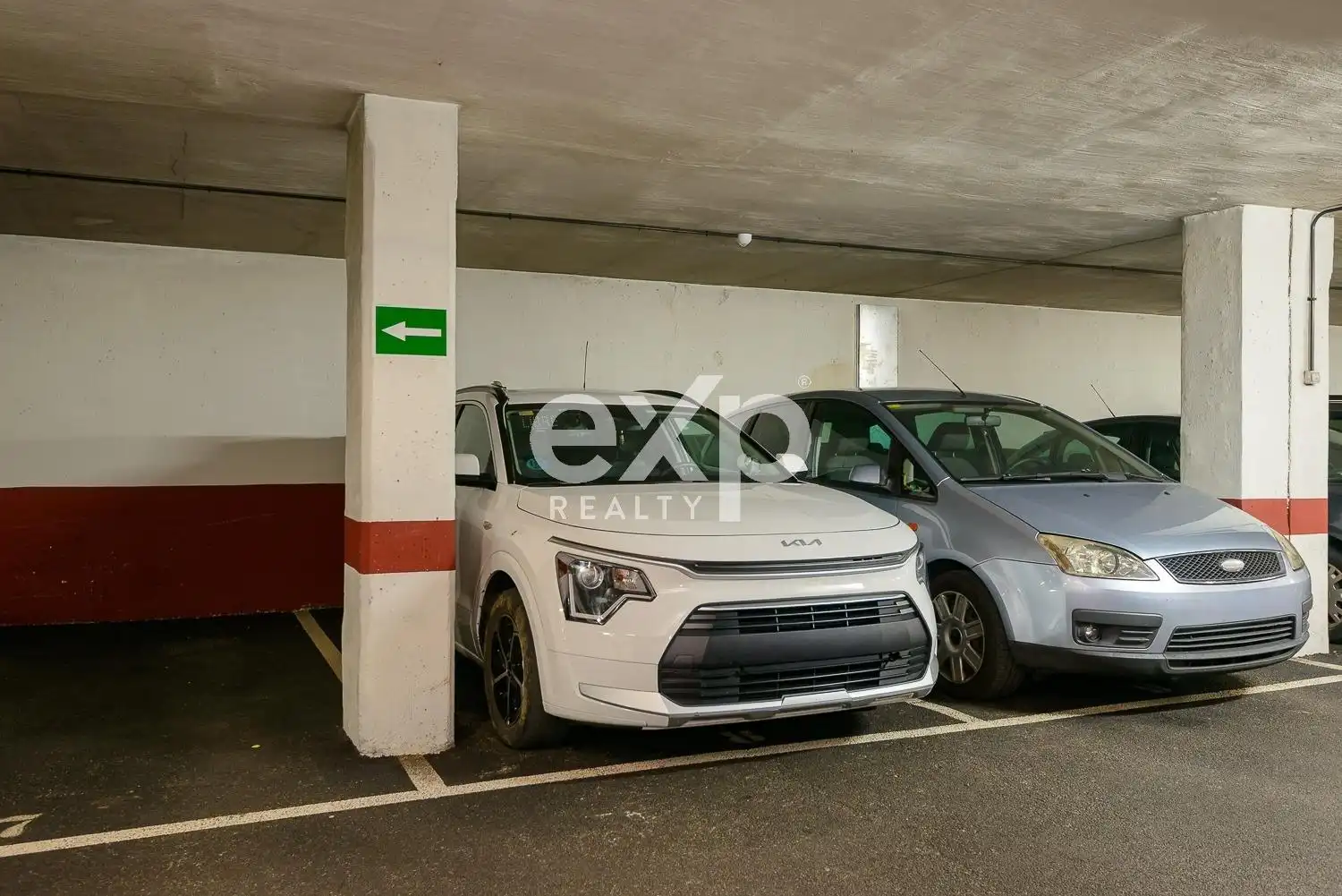 Parking of Flat for sale in Oviedo   with Heating, Storage room and Furnished