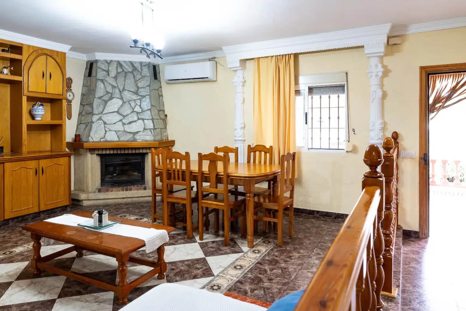 Comedor de Casa o chalet de alquiler en Barbate con Aire acondicionado, Calefacción y Jardín privado