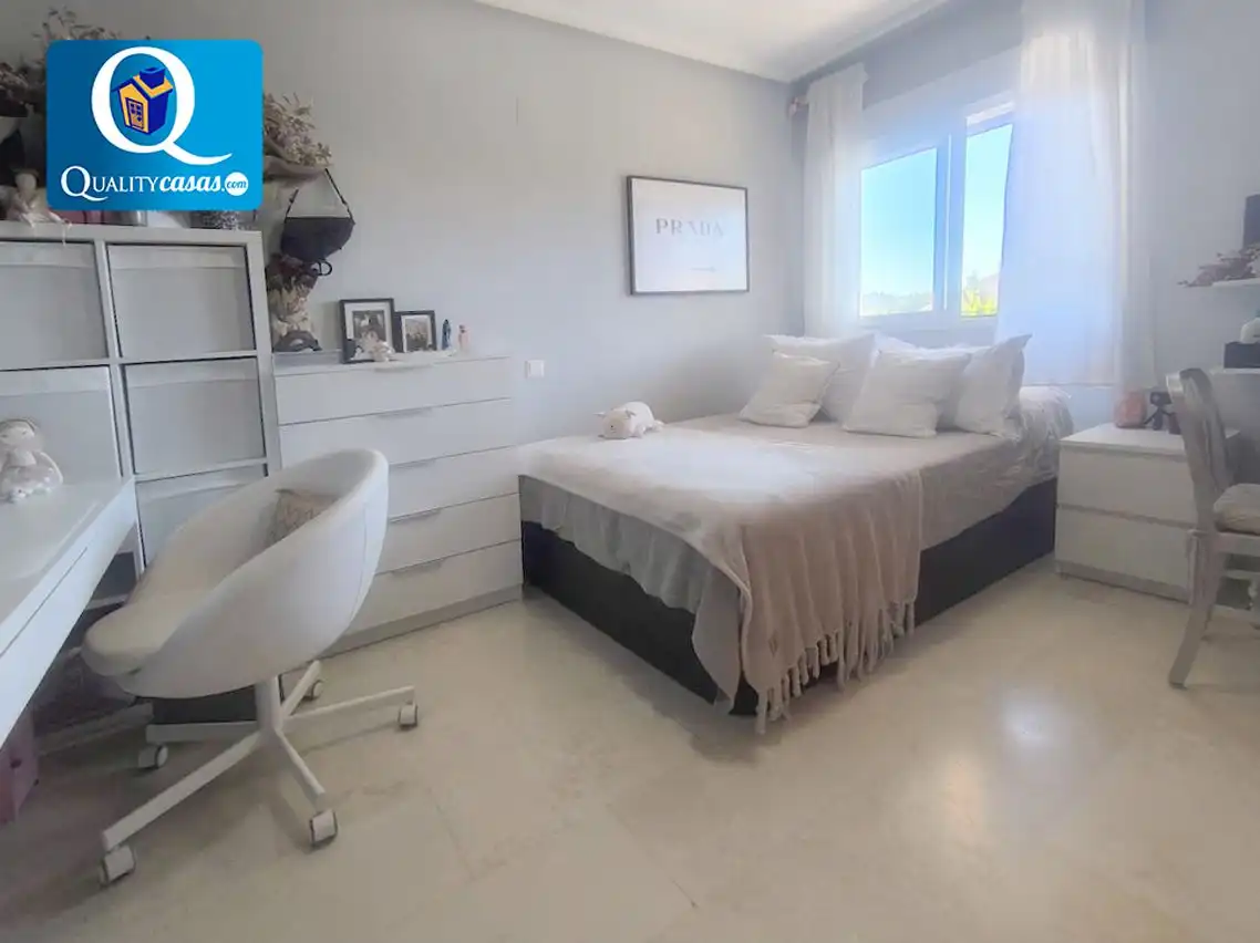 Bedroom of Houses for sale in Mutxamel  with Air Conditioner, Heating and Terrace
