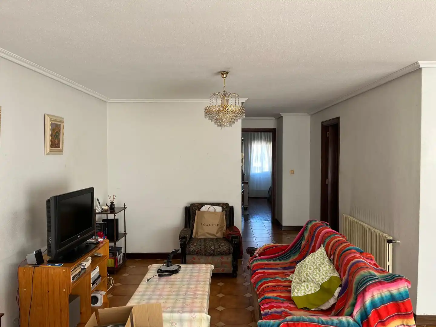 Sala d'estar de Casa o xalet en venda en Vigo  amb Calefacció, Jardí privat i Parquet