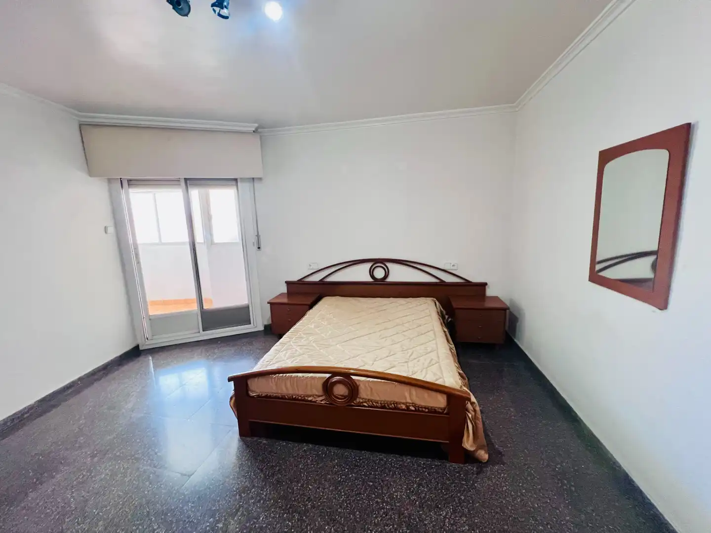 Habitación de Ático en venta en Petrer con Calefacción, Terraza y Horno