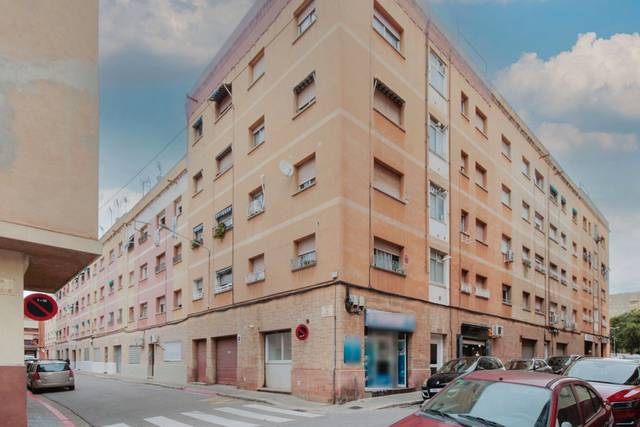 Piso en Venta en C/ Ferrán Caballero en Campoamor