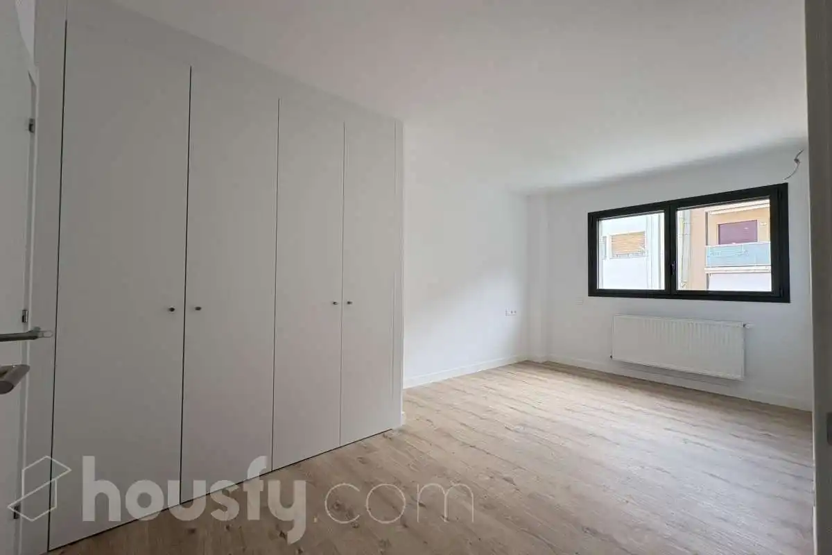 Appartamento con terrazza in vendita a Carrer Antón Agullana ., imagen 6