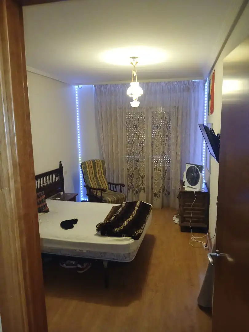 Habitación de Piso en venta en Guijuelo con Calefacción y Amueblado