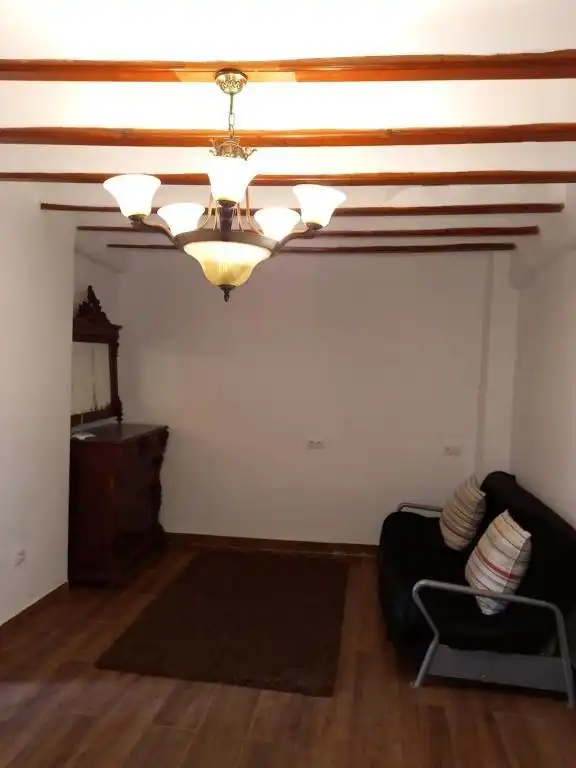 Haus oder Chalet zur Miete in Navarrés mit Terrasse
