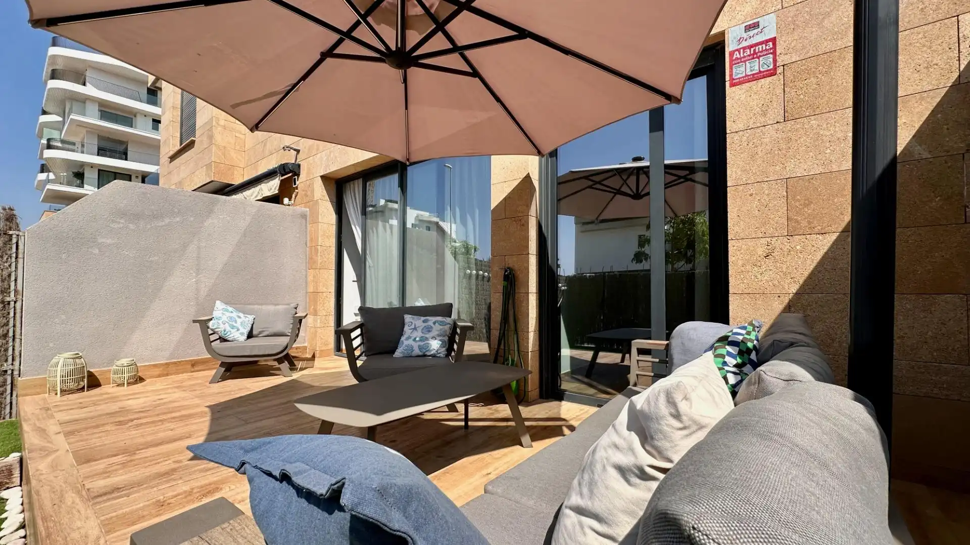 Terrassa de Dúplex de lloguer en Villajoyosa / La Vila Joiosa amb Aire condicionat, Calefacció i Jardí privat