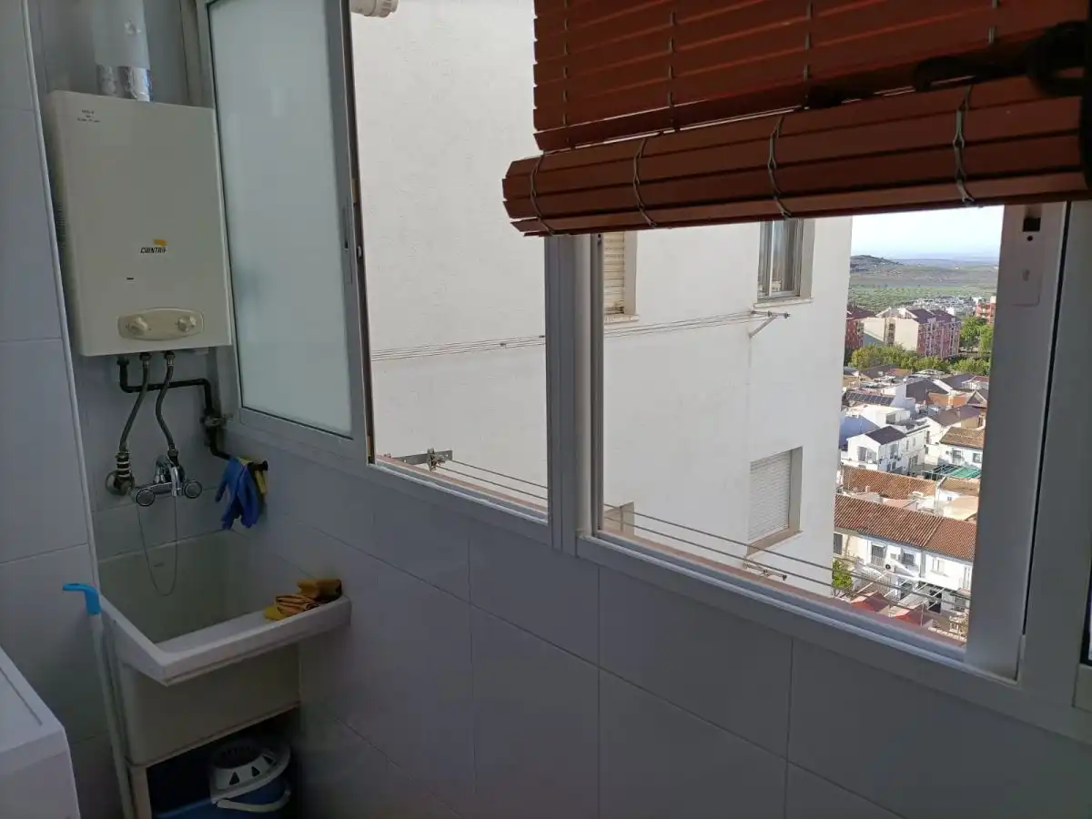 Terrasse von Wohnung zur Miete in Jaén mit Klimaanlage, Terrasse und Möbliert