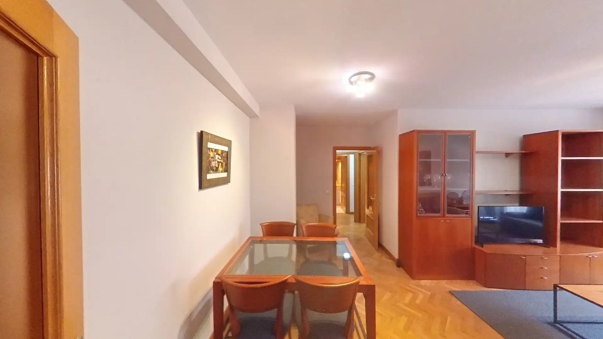 Flat for rent in Calle de Rafael Bergamín, San Juan Bautista