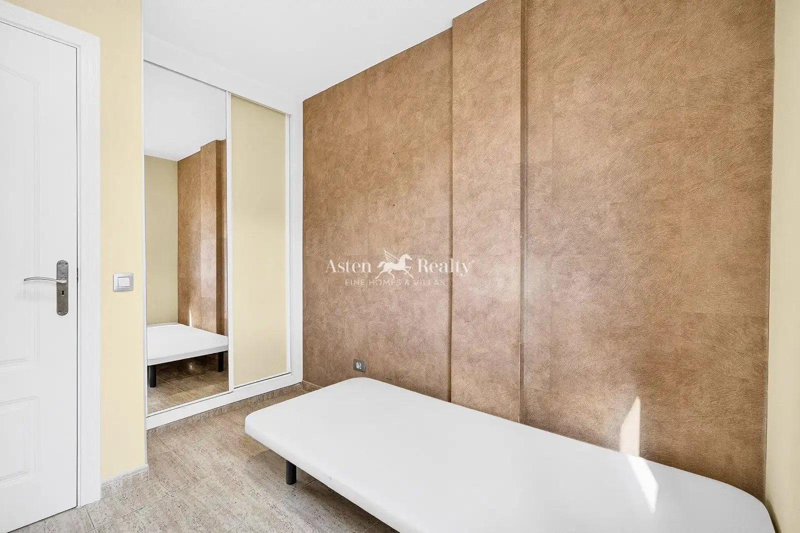 Maisonette mit Pool zum Verkauf in Helsinki, imagen 19