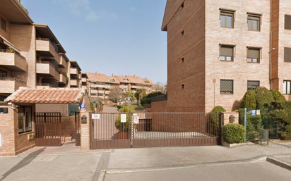 Exterior view of Flat for sale in Pozuelo de Alarcón  with Air Conditioner and Balcony