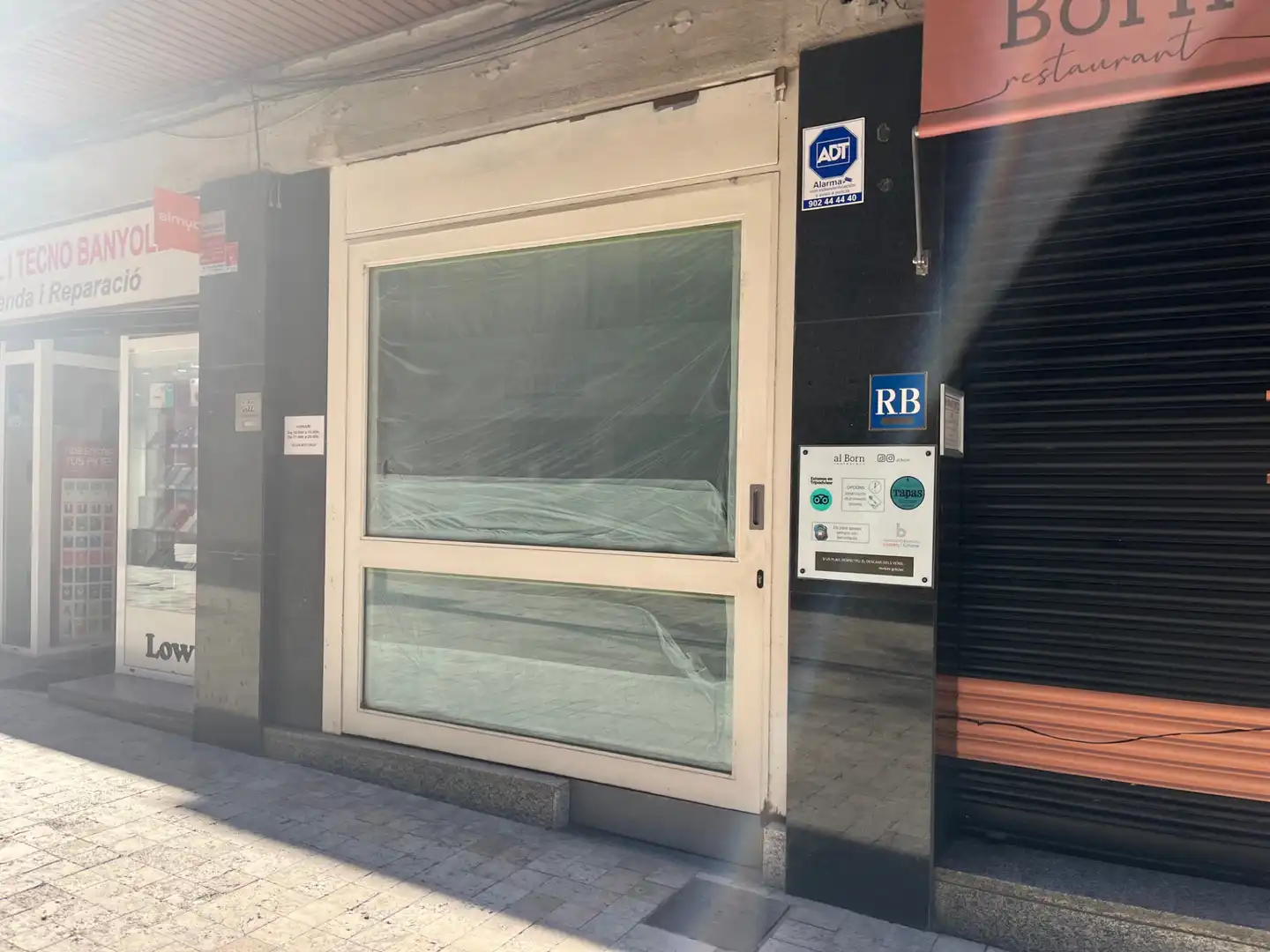 Gewerbefläche zum Verkauf in Carrer Àngel Guimerà