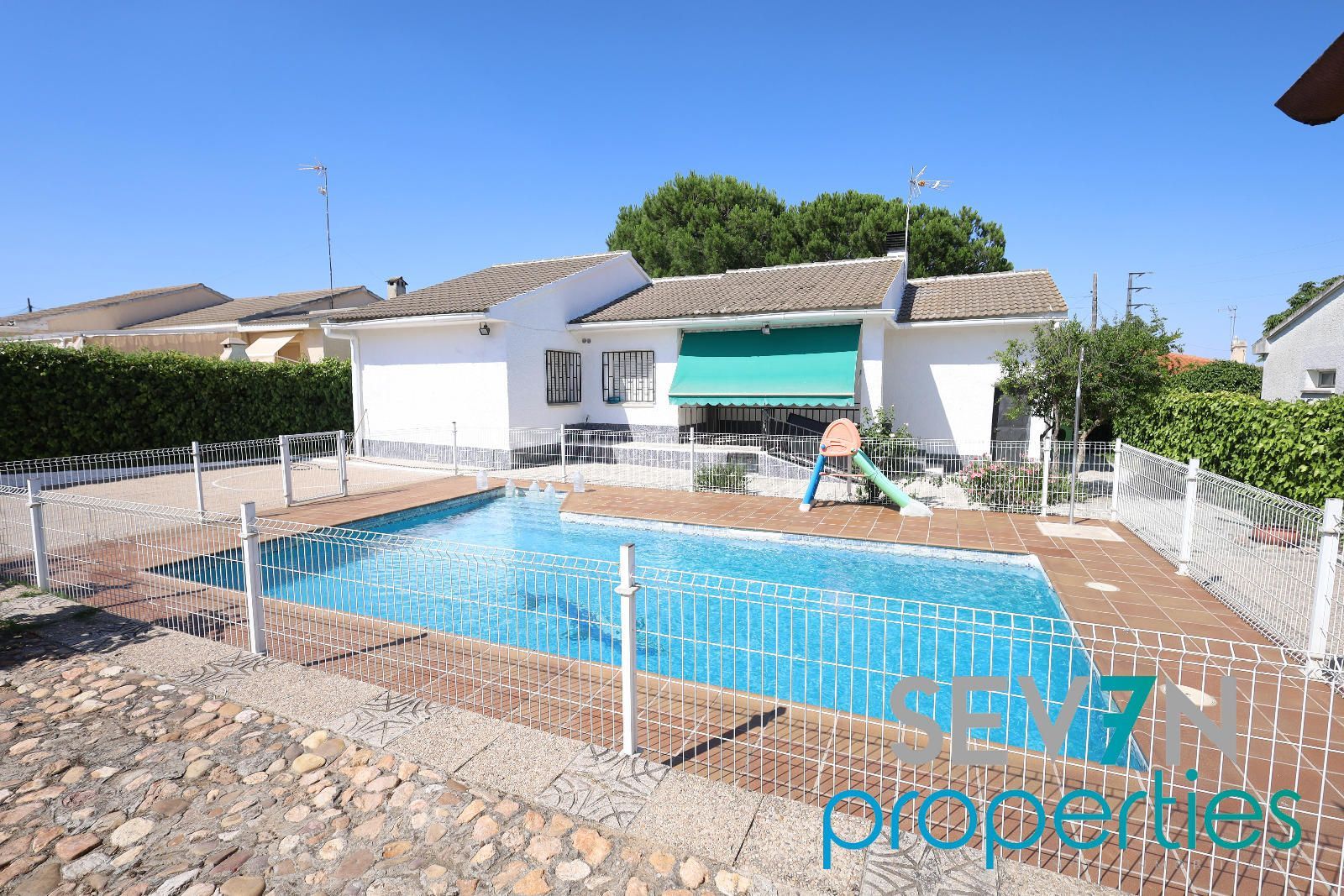 Swimming pool of House or chalet for sale in Arcicóllar  with Private garden, Terrace and Storage room