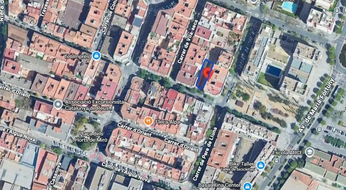Terreny residencial en venda a Carrer de l'Escultor Modest Gené