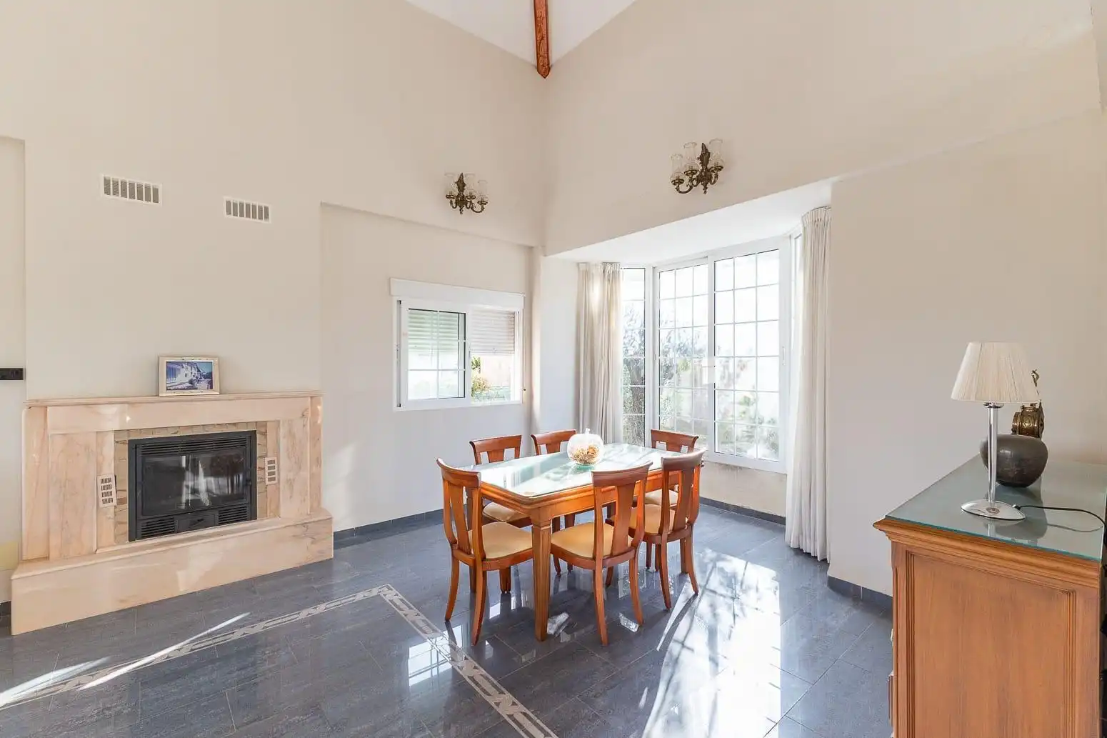 Comedor de Casa o chalet en venta en Chiva con Aire acondicionado, Terraza y Piscina