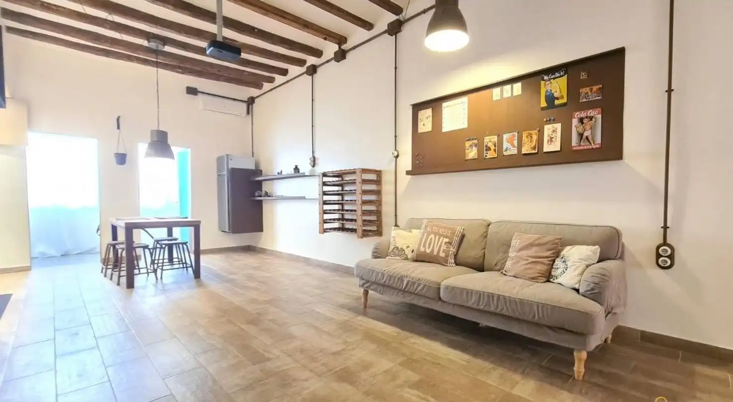Living room of Lofts for sale in Barcelona  with Air Conditioner, Oven and Balcony
